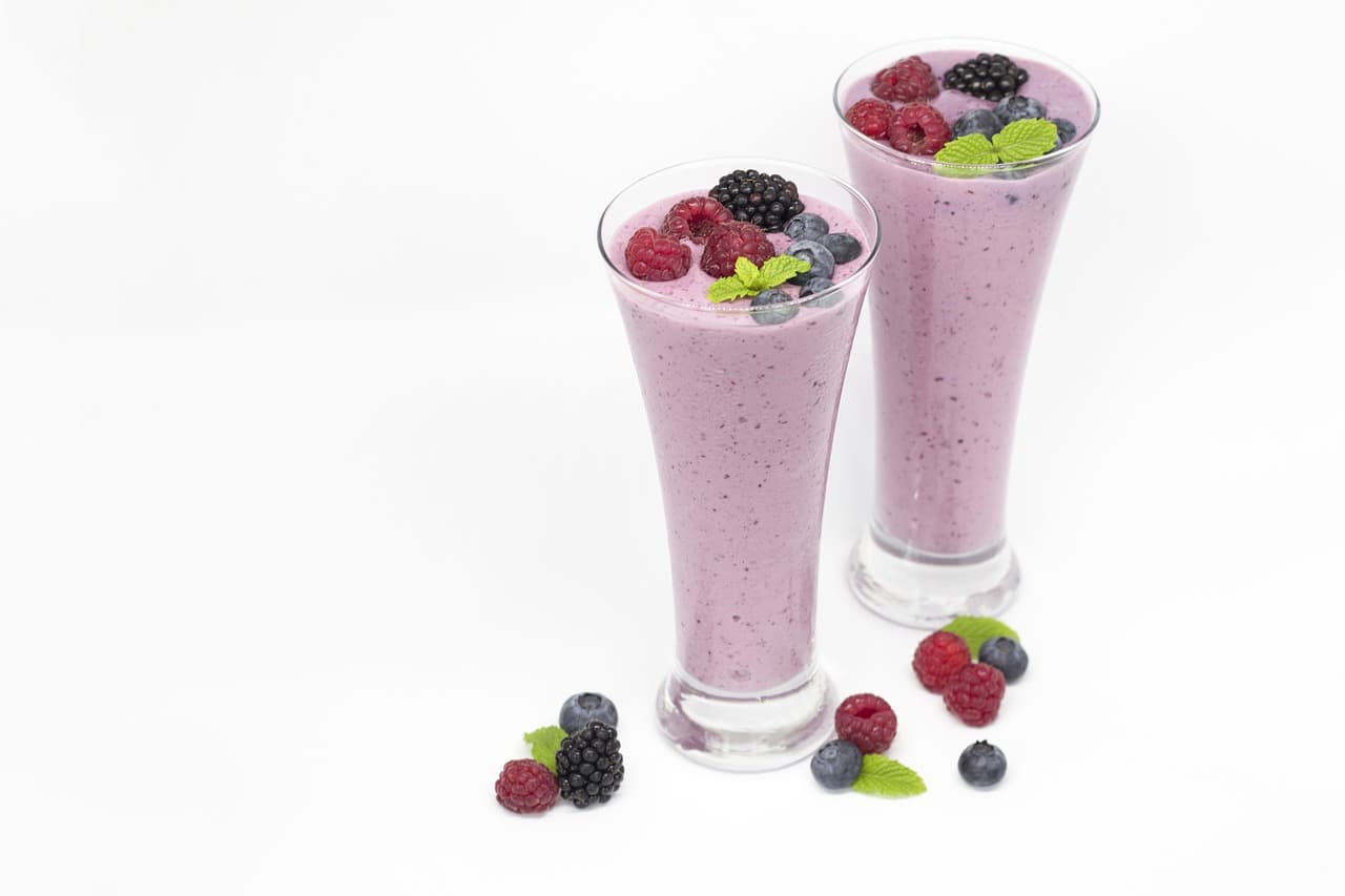 WHEY VS. PEA PROTEIN POWDER?